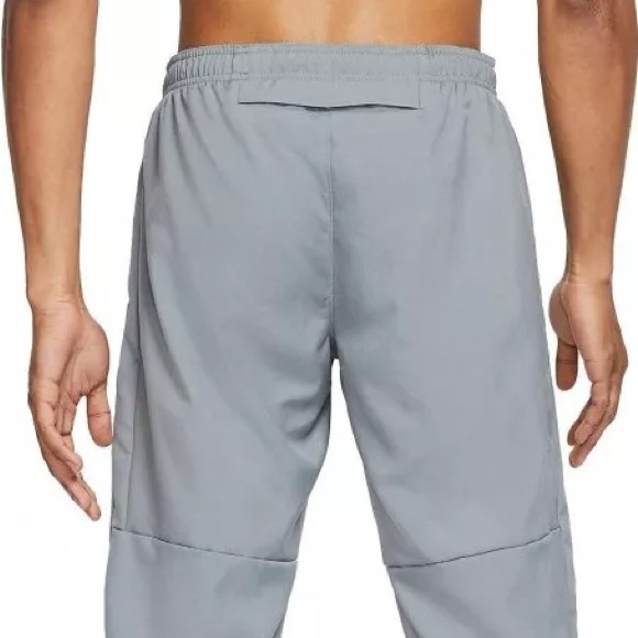 Nike Dri-FIT Challenger Woven Running Pants • Men’s M • Gray • Joggers - Picture 4 of 11